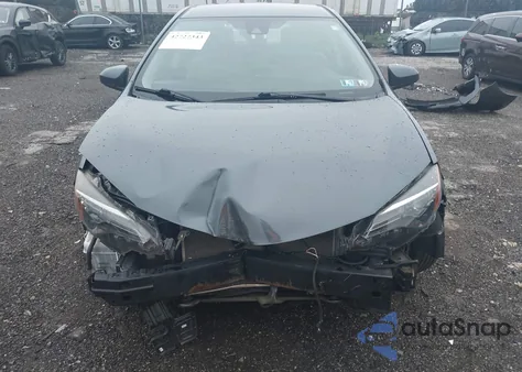 2017 Toyota Corolla Le z USA, uszkodzony, nr VIN 2T1BURHE6HC938586